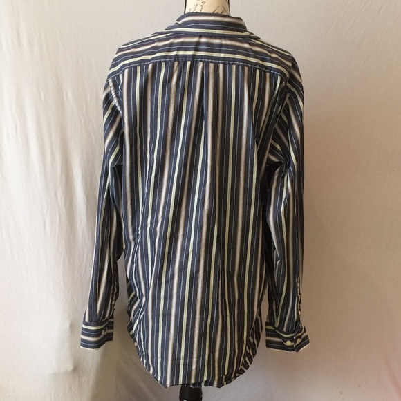 Gap Men’s Dress Shirt - Picture 2 of 4